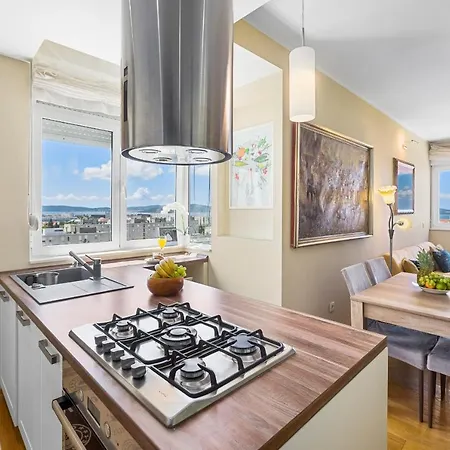Natali Apartament *